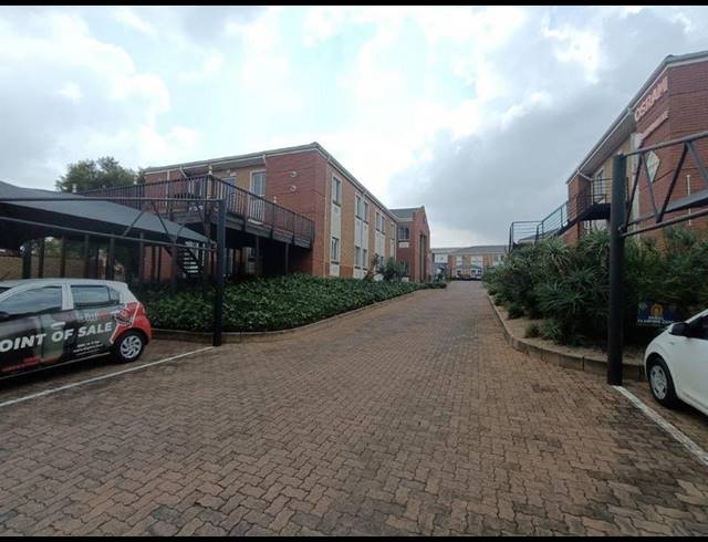 BUSINESS PROPERTY TO RENT IN RANDJESPARK